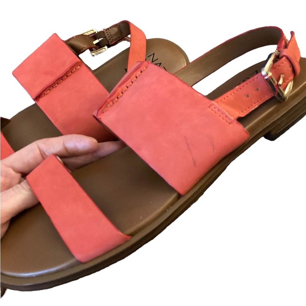 Naturalizer Fairfax Sandals - Picture 4 of 14